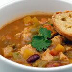 Simple & Savory: Easy Slow Cooker White Chicken Chili Recipe