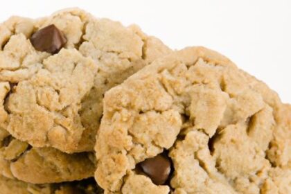 Sweet & Chewy Caramel Apple Blondies: Autumn’s Best Treat